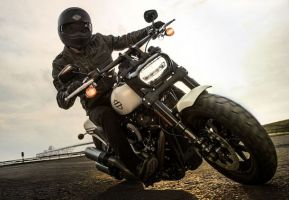 dealerzy motocykli z drugiej r ki katowice Harley-Davidson Katowice