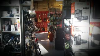 sklepy z gitarami katowice GAMUZ J.P. GACKA Spółka Jawna