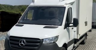 Mercedes Sprinter, dostawczy z windą