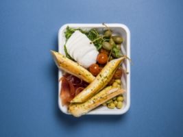 przechowuje pude ka katowice Catering Dietetyczny Fit Apetit - Dieta pudełkowa Katowice z dostawą do domu