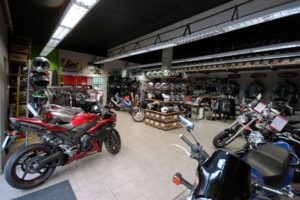 bary dla motocyklistow katowice Booster S.C. Salon Motocyklowy